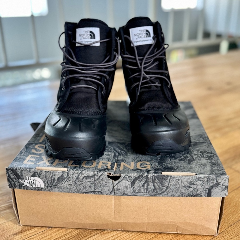 The North Face Men's Black Waterproof Any Weather Boots